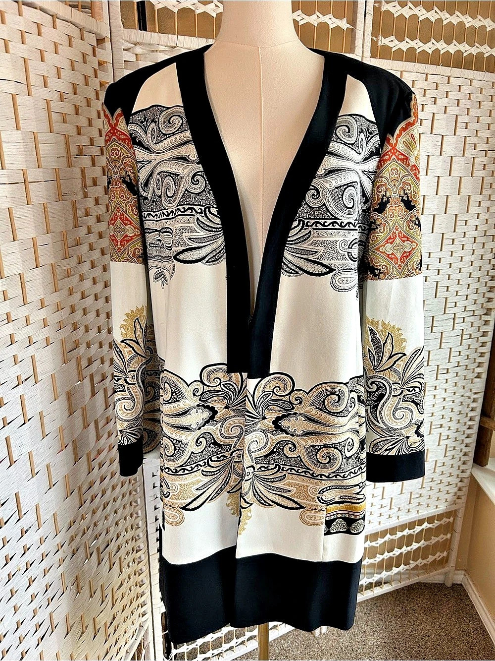 ETRO Milano Paisley Short Coat / Cardigan Black & White Size IT 48 / US 10-12 L